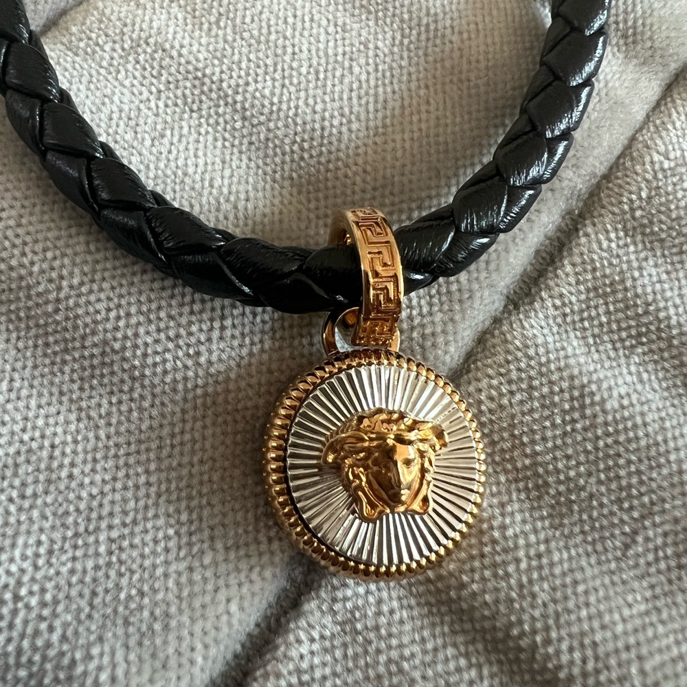 Versace Necklace NEW - Picture 3 of 6